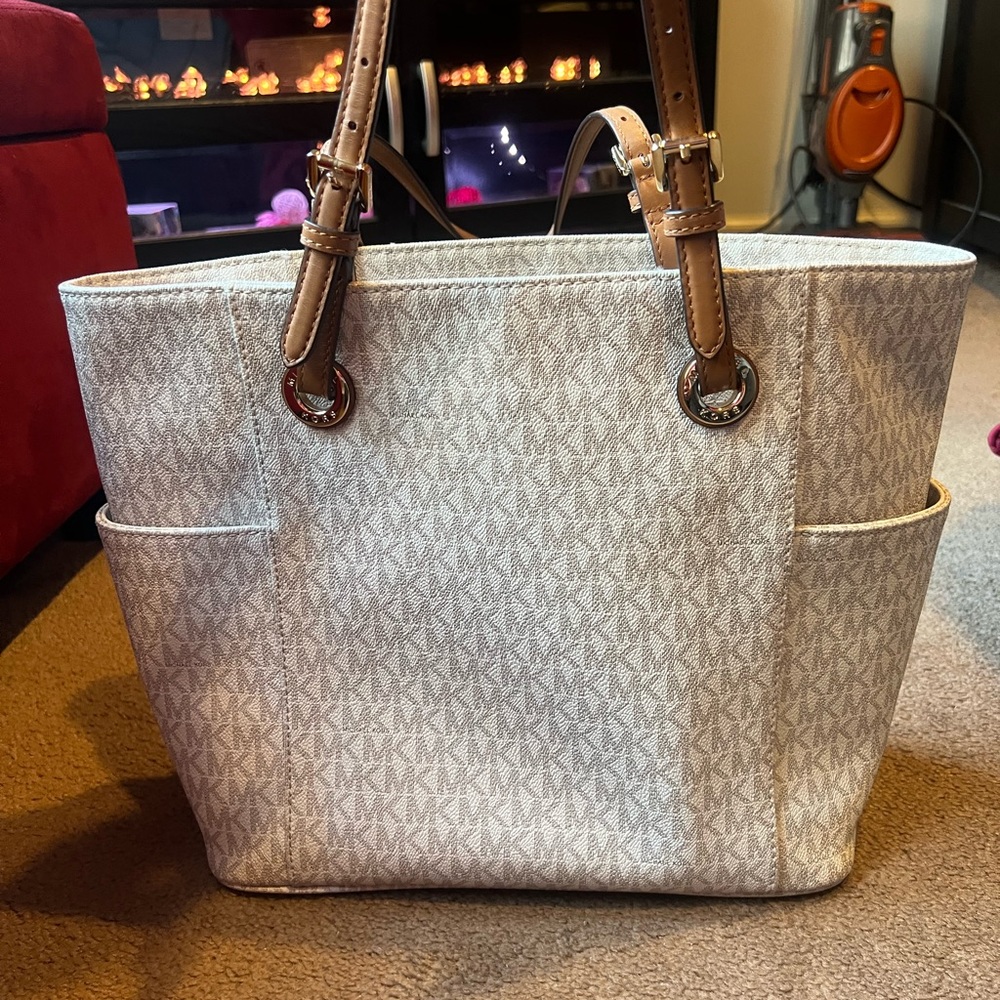 Michael Kors Shoulder Bag